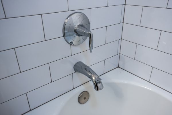 Cost of Tub Spout Replacement in Sarasota