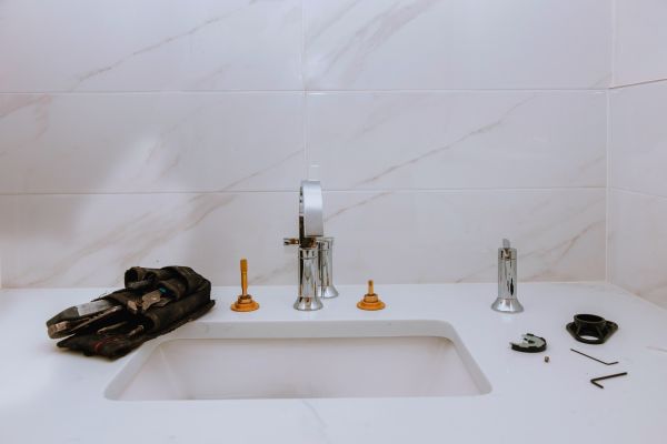 Porcelain Sink Installation in Sarasota